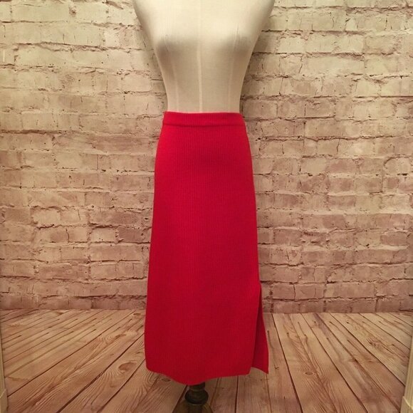 Mamut Moden Vintage German Ribbed Sweater Skirt Red Lambs Wool Acrylic 44 US 12 - Picture 1 of 5